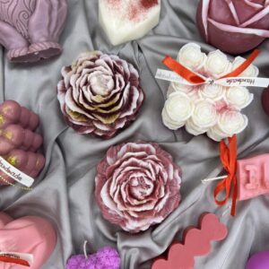 Peony Candle - Image 3