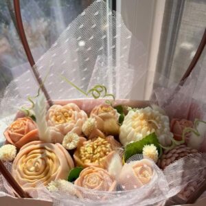 Κέρινη ανθοσύνθεση σε τσαντάκι μεγάλη - Image 4