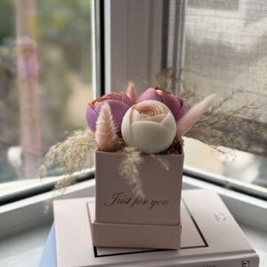 Roses square bouquet - Image 6