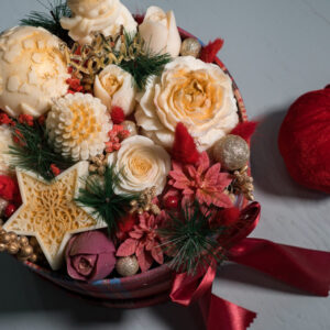 Gingerbread Dream – Χριστουγεννιάτικη Κέρινη Σύνθεση - Image 6