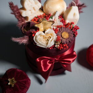 Melomakarono Bliss – Χριστουγεννιάτικη Μπορντό Σύνθεση - Image 3