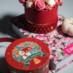 Roses & Stars Glow – Αρωματική Κέρινη Σύνθεση Χριστουγέννων - Image 3