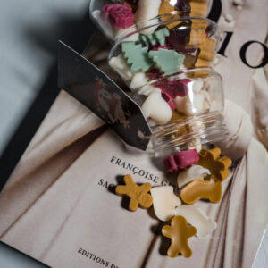 Wax melts in Christmas tree jar - Image 3