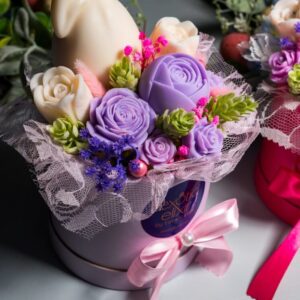Κέρινη Πασχαλινή Σύνθεση Lavender Bunny Bloom - Image 7