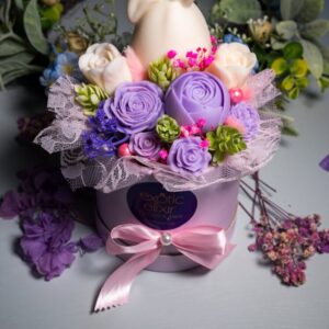 Κέρινη Πασχαλινή Σύνθεση Lavender Bunny Bloom - Image 6