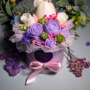 Κέρινη Πασχαλινή Σύνθεση Lavender Bunny Bloom - Image 5