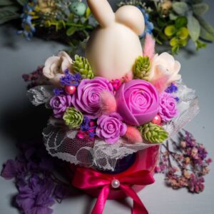 Κέρινη Πασχαλινή Σύνθεση Lavender Bunny Bloom - Image 3